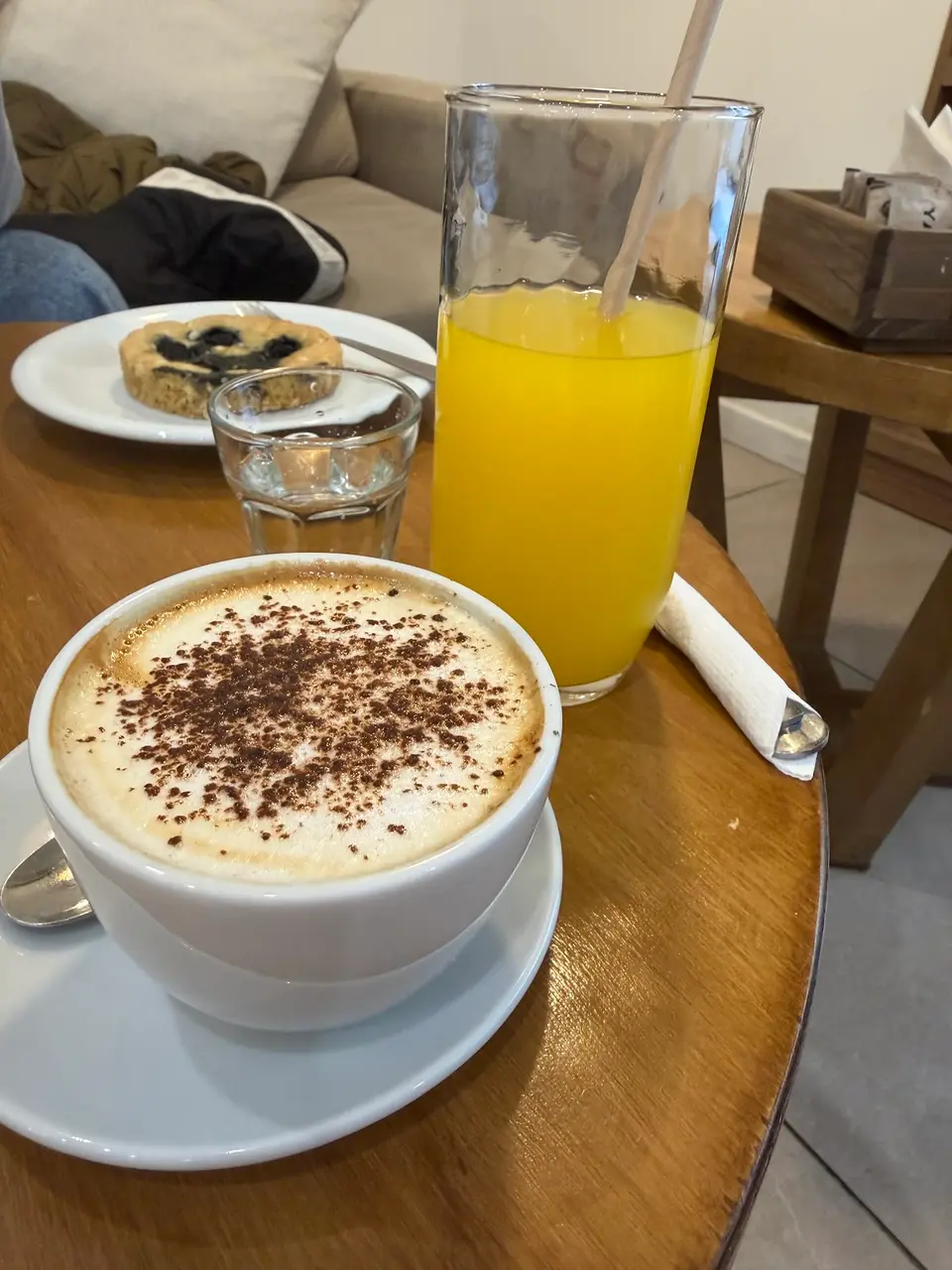 Aromas Brunch & Coffee photo 1
