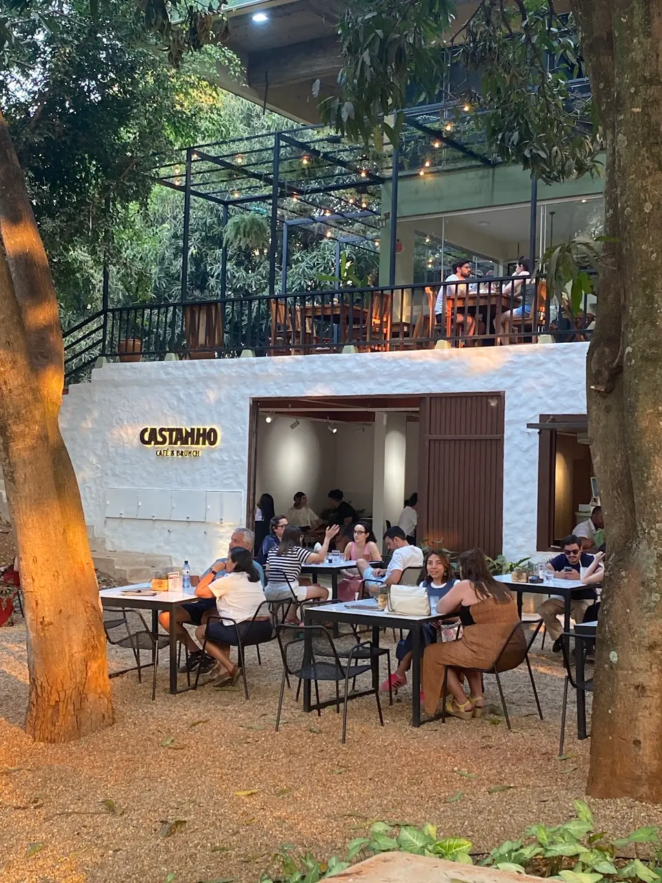 Castanho Café, foto 2