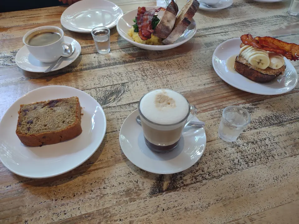 Dylan Cafe & Bakery photo 5